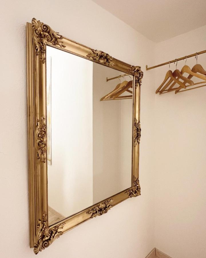 L'Arco Sul Lago • Gold Apartment 카스트로 외부 사진
